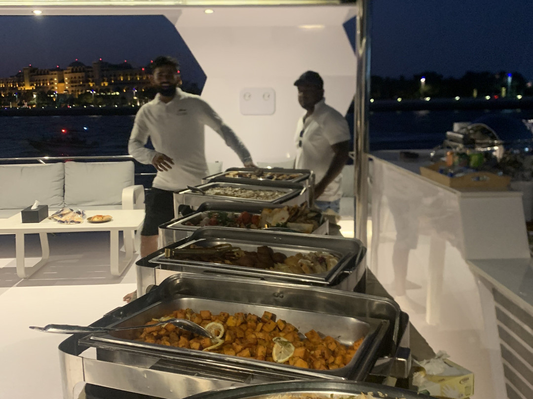 Elite Pearl Charter-迪拜必去景点