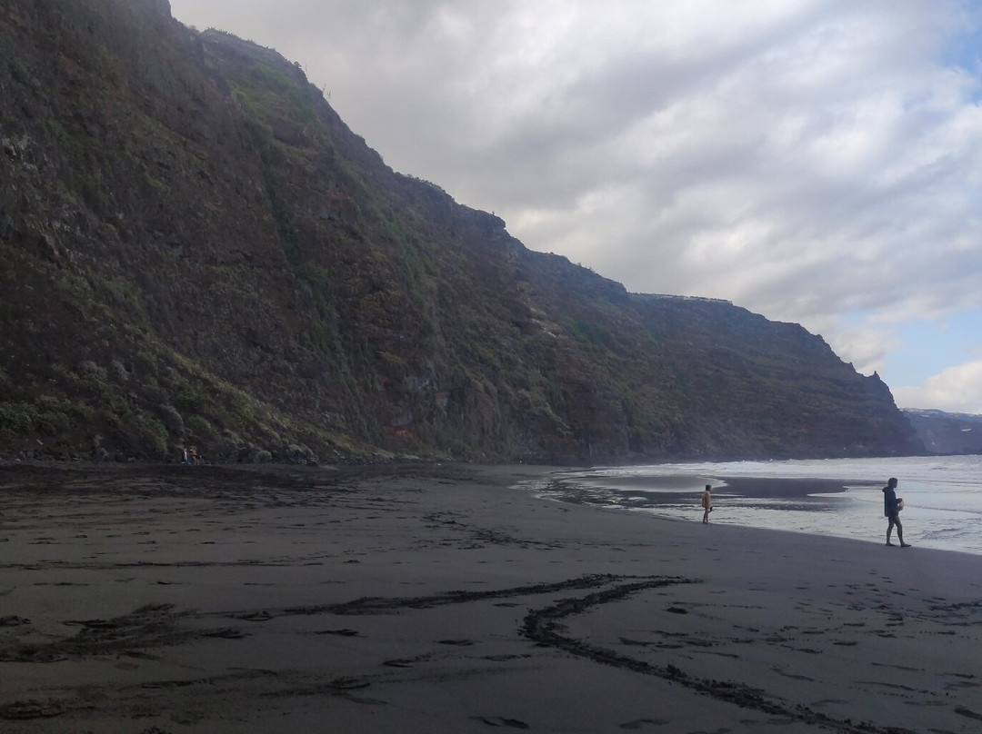 Playa Nogales-Puntallana必去景点