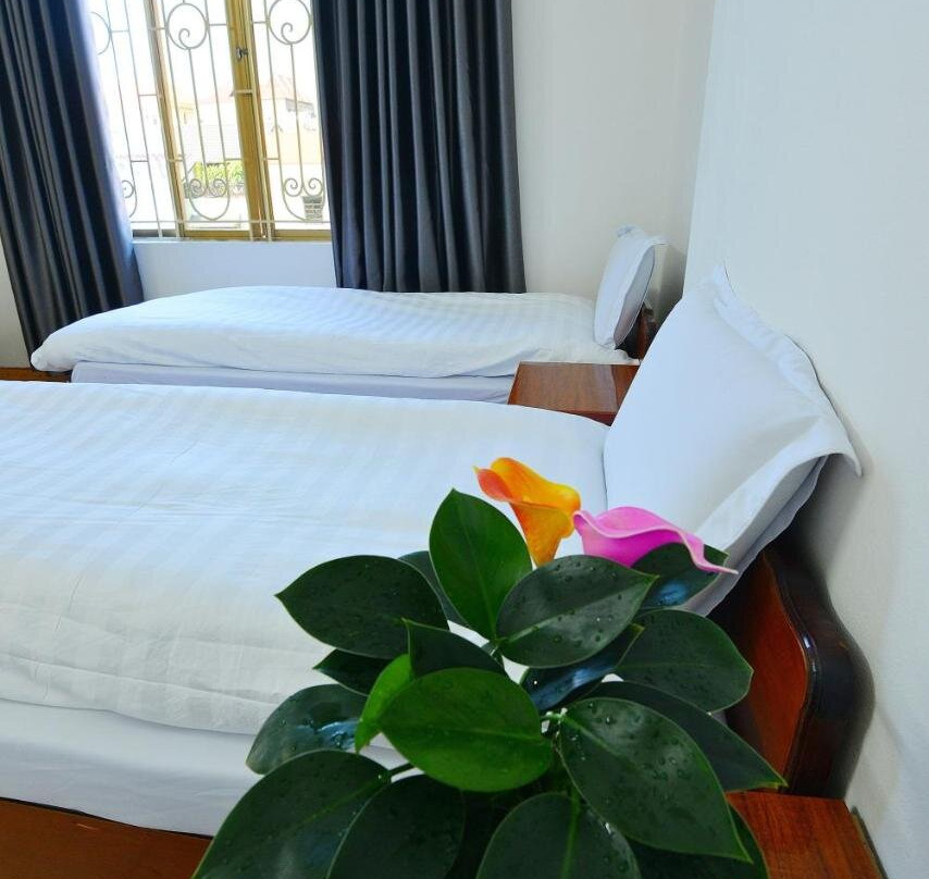 Khach San Dong Phuong