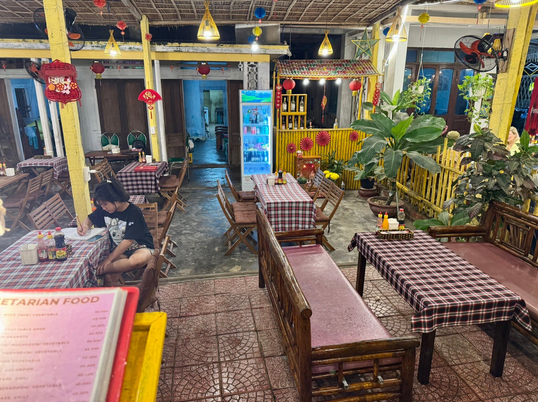 Minh's Kitchen Restaurant