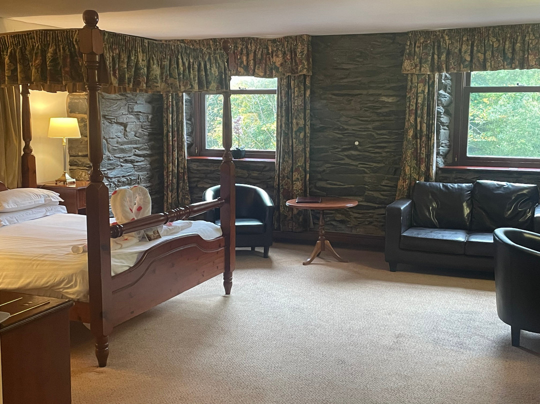 Whitewater Hotel & Leisure Club主图