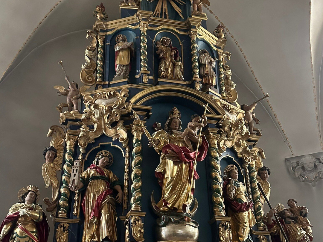 Parish Church of St. Mauritius-策马特必去景点