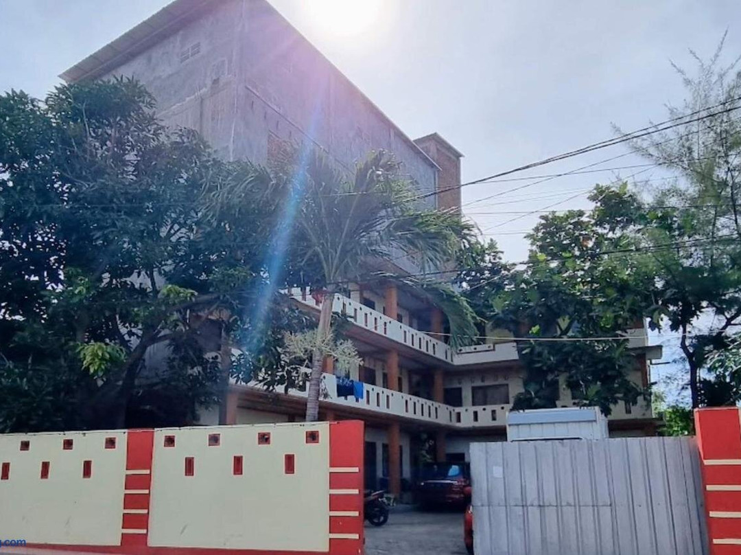 OYO 93912 Kost Takalar Near Polsek Mappakasunggu Mapsu