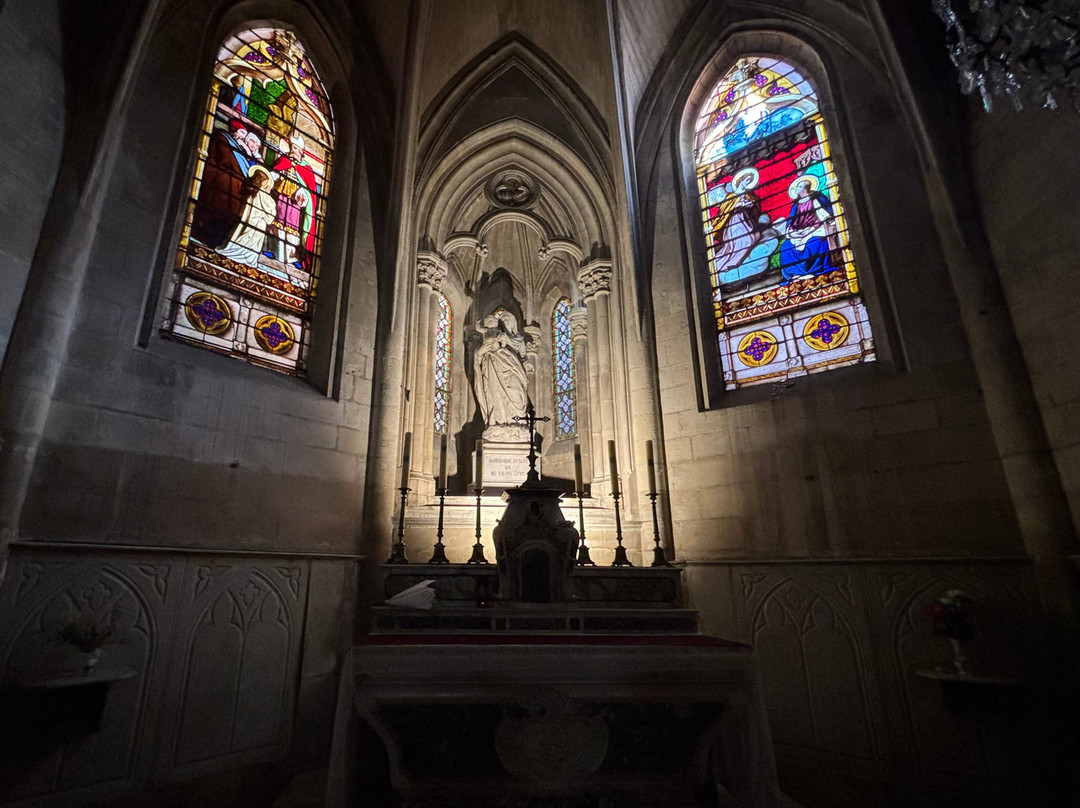 Paroisse de la Résurrection du Seigneur d’Ollières-Ollieres必去景点