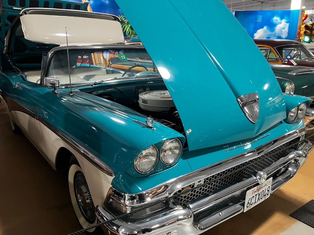 Dauer Museum Of Classic Cars-森赖斯必去景点