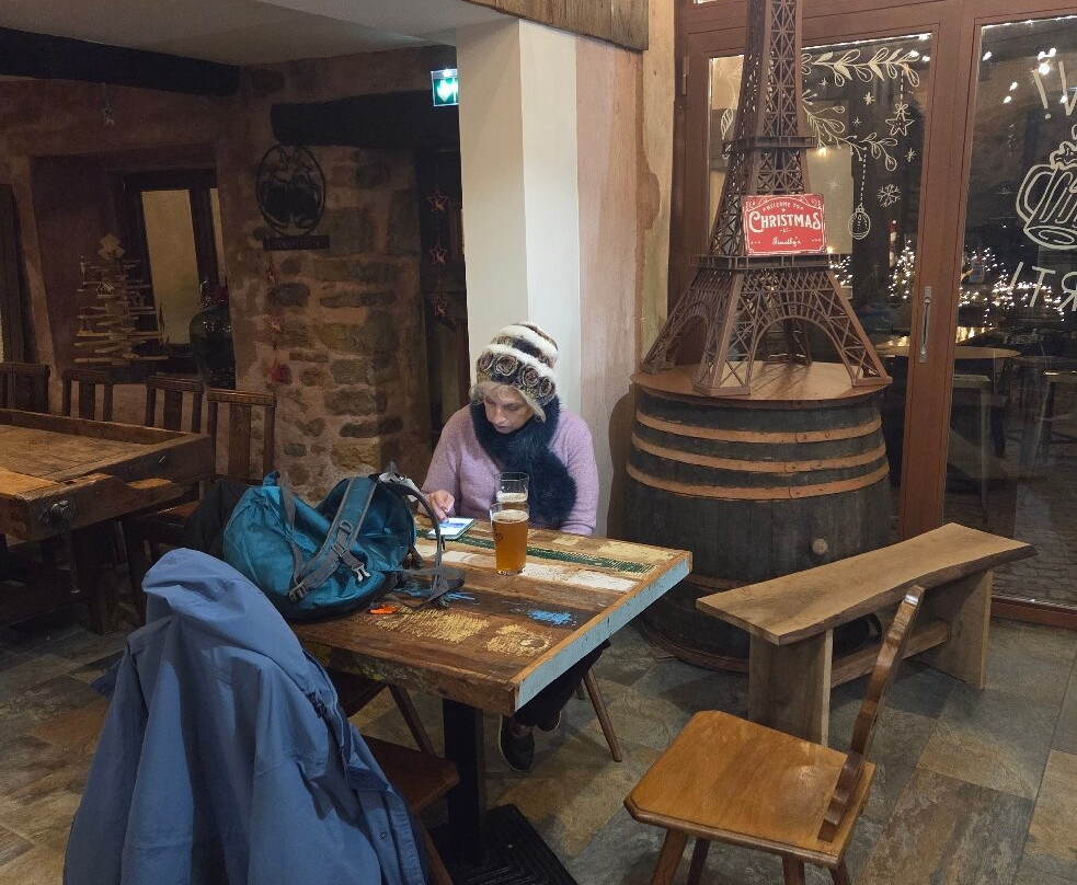 Timothy's Le Brasseur du Pape-艾古斯汉必去景点