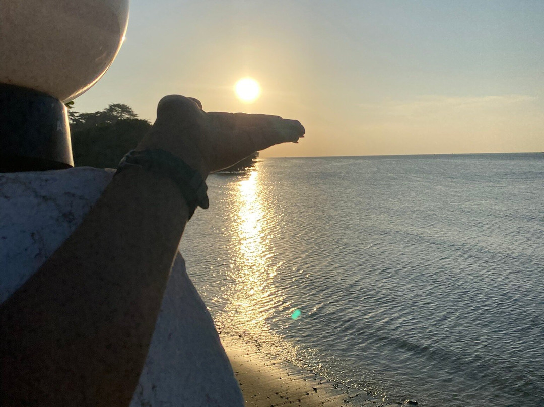 桑给巴尔海滩度假酒店主图