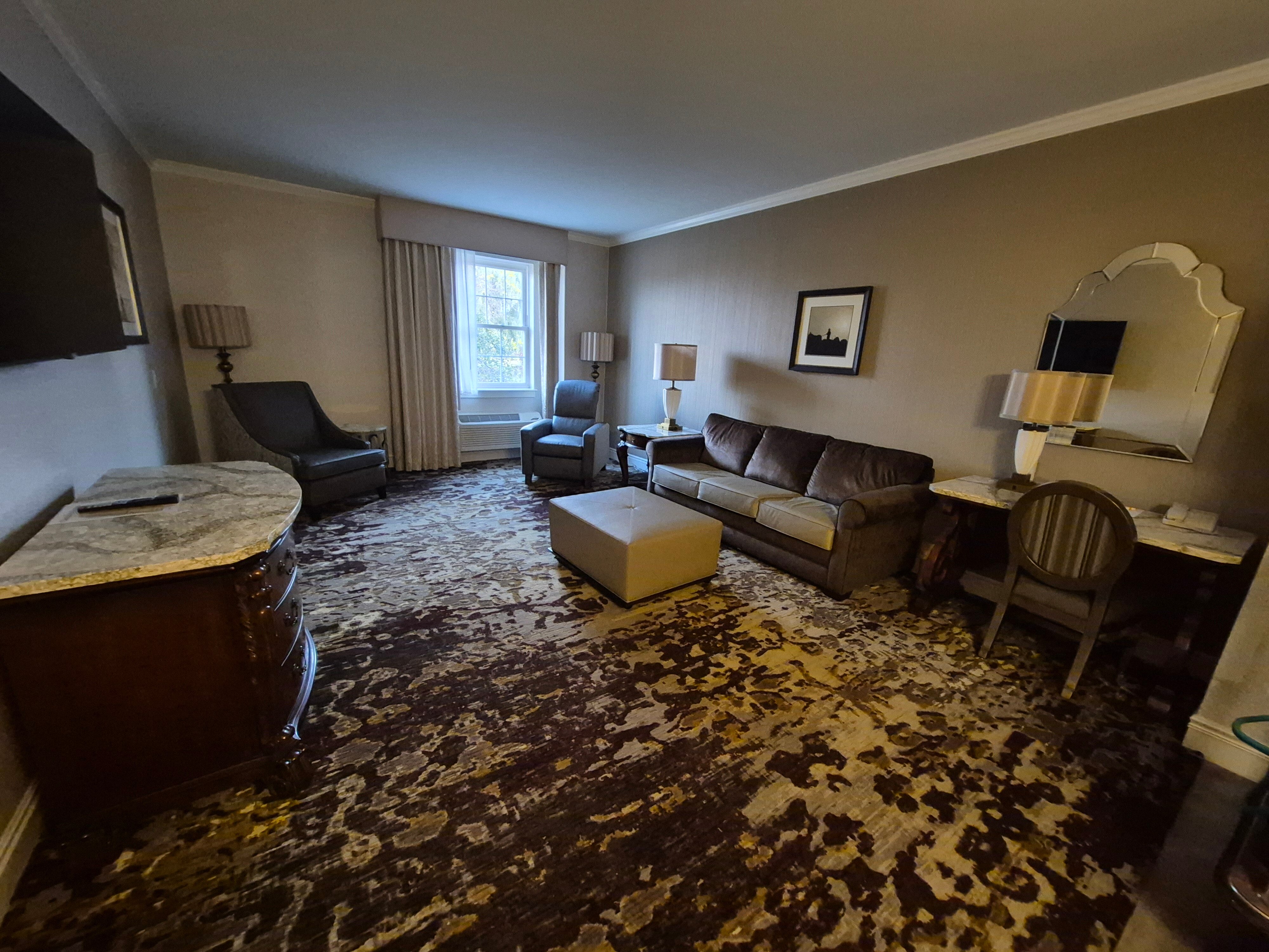 AmishView Inn & Suites-官方