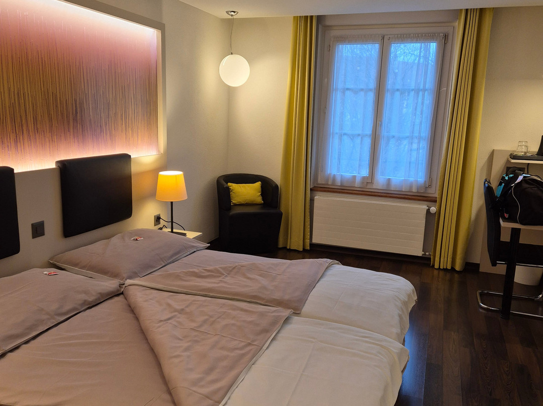 哈尔丁餐厅酒店主图