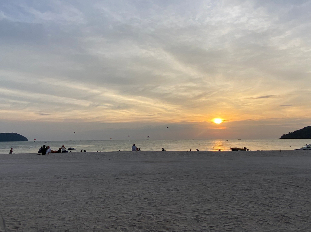 Ah Chong Beach Bar Cafe