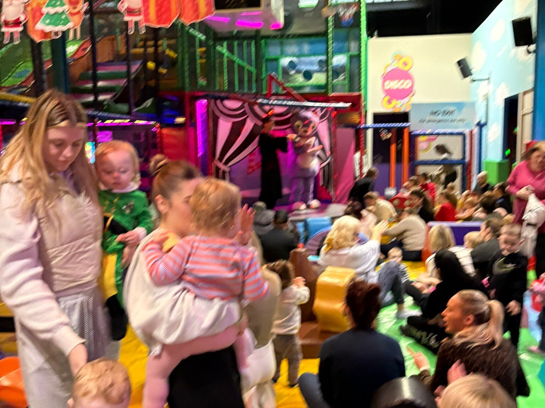 Head Over Heels-奇德尔必去景点