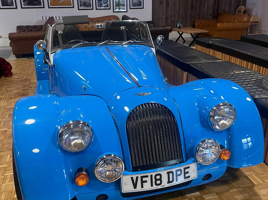 Morgan Motor Company-大莫尔文必去景点