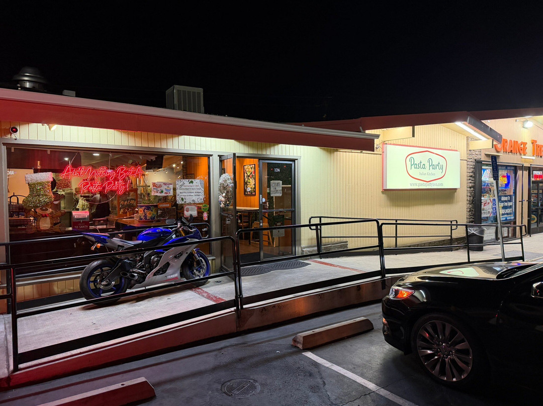 Pasta Party Italian Kitchen