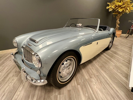 马耳他古董车收藏博物馆-卡拉必去景点