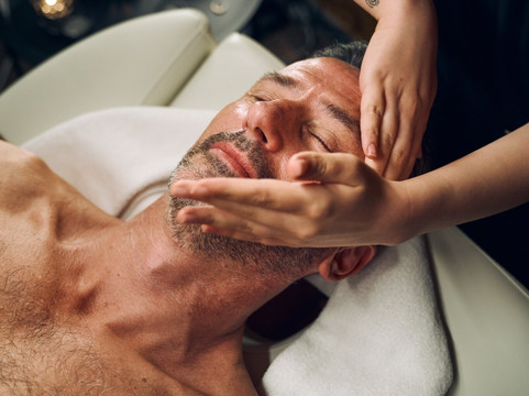 Factory Resort主图