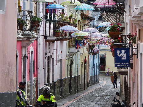 隆达街-基多必去景点