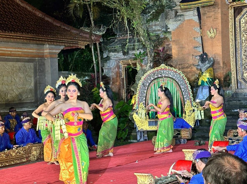 Dance Performance At Ubud Palace-乌布必去景点