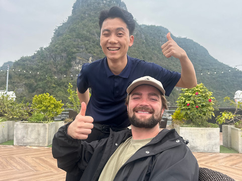 Erina Cruise-下龙湾必去景点