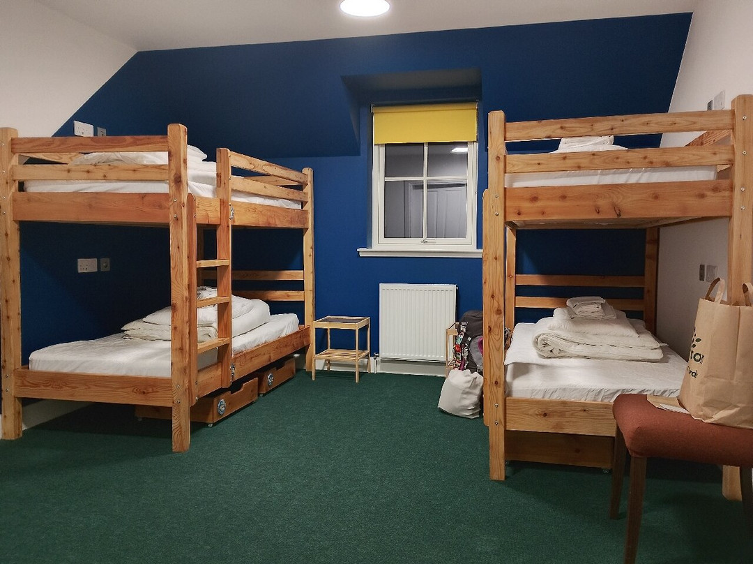 尼斯湖旅馆主图