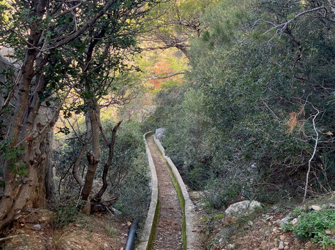 Waterfall of Milona-Koutsounari必去景点