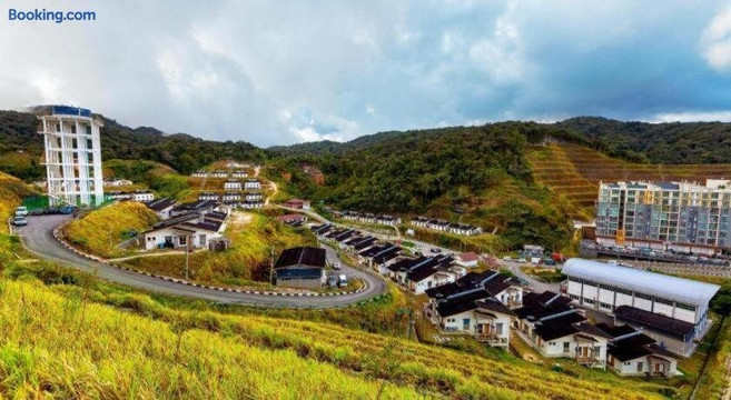 Hotel Tudor Home Inn