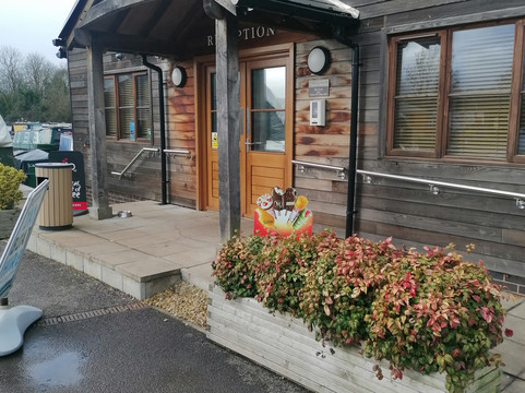 Gayton Marina-Blisworth必去景点