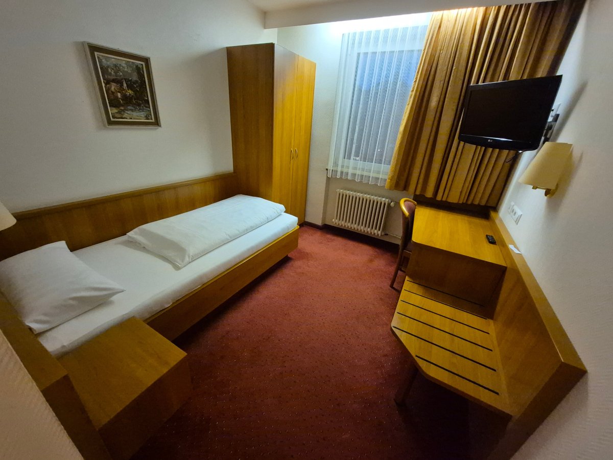 范德尔酒店-客卧