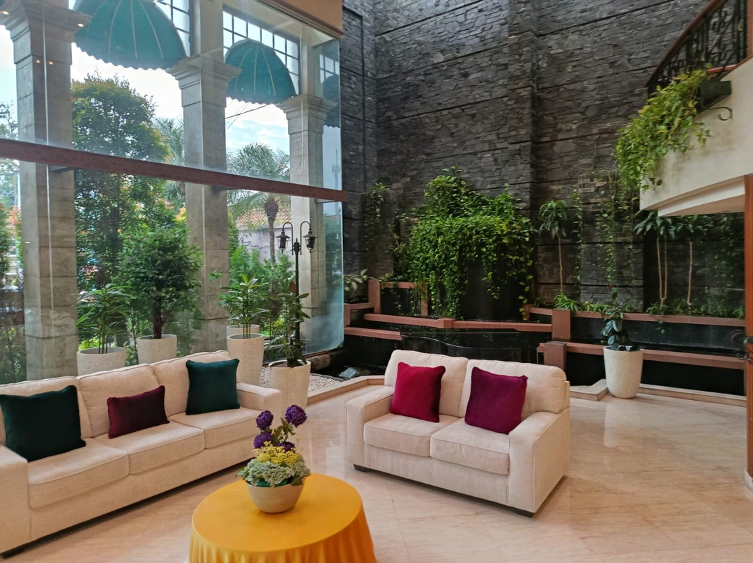 本塔尼酒店及公寓主图