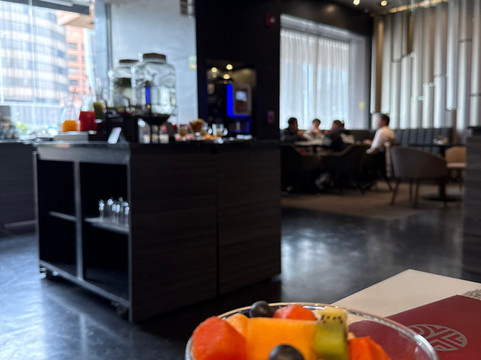 NH皇家特拉100酒店主图