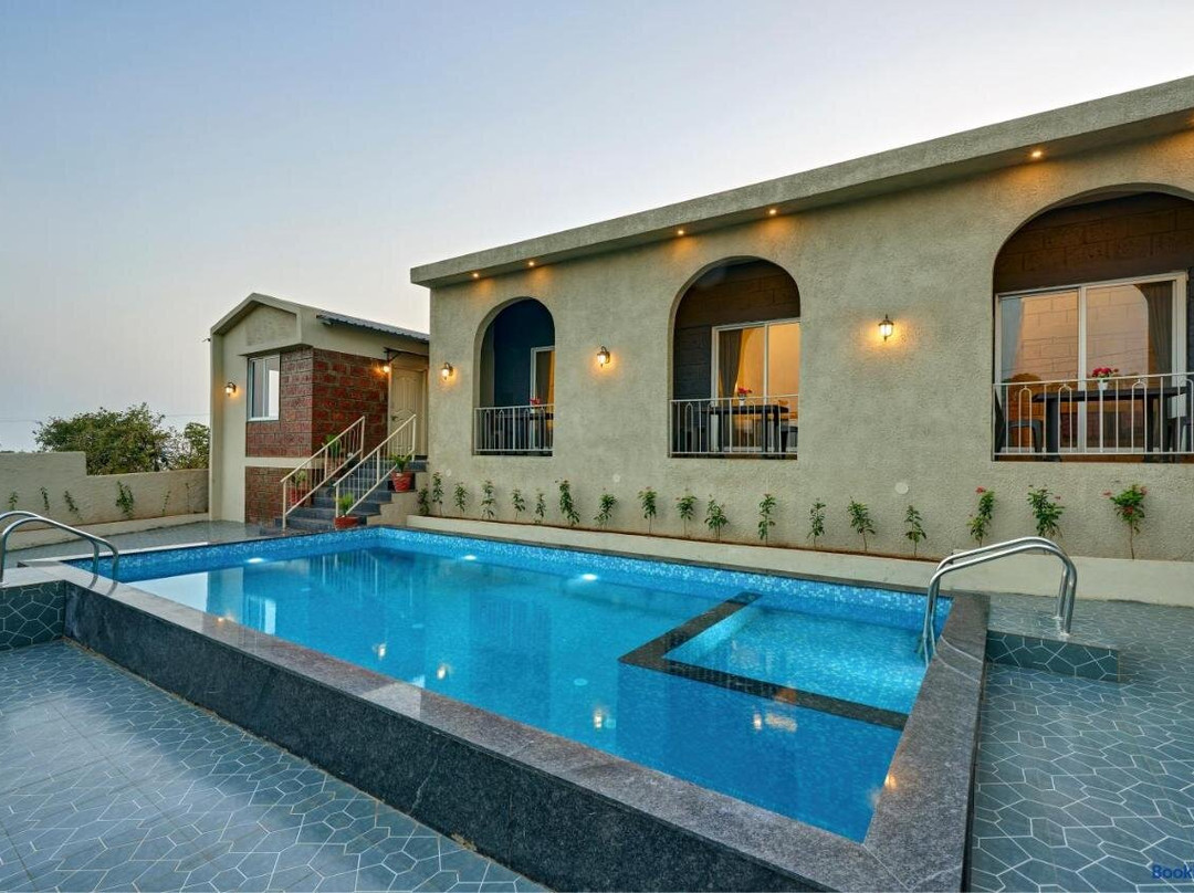 Breeze Resort Panhala