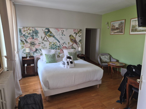 拉苏尔斯驿站主图