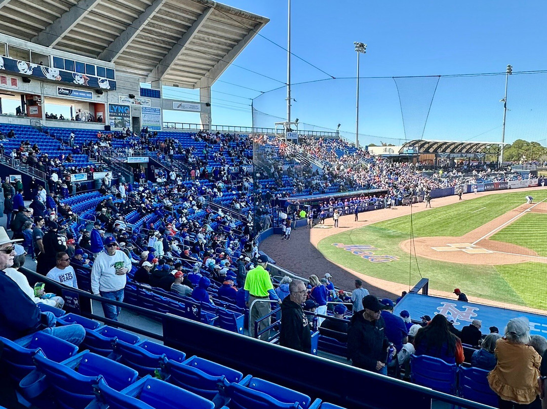 Clover Park-圣露西港必去景点