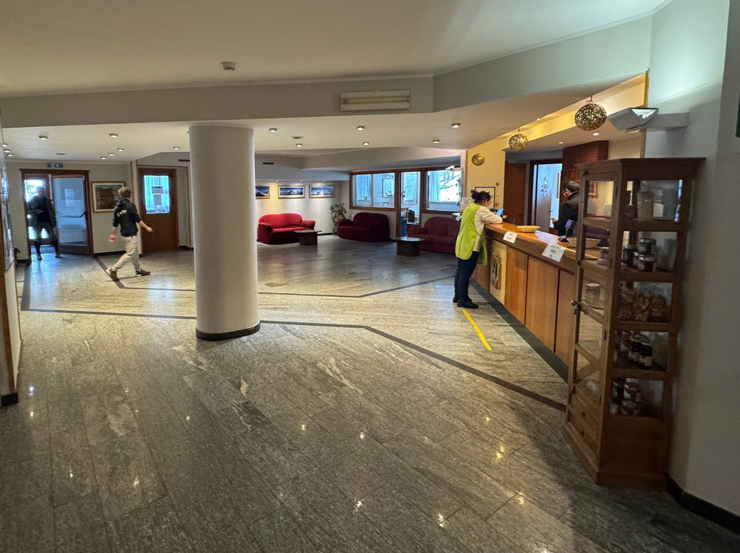 La Trinitè Monboso Hotel主图