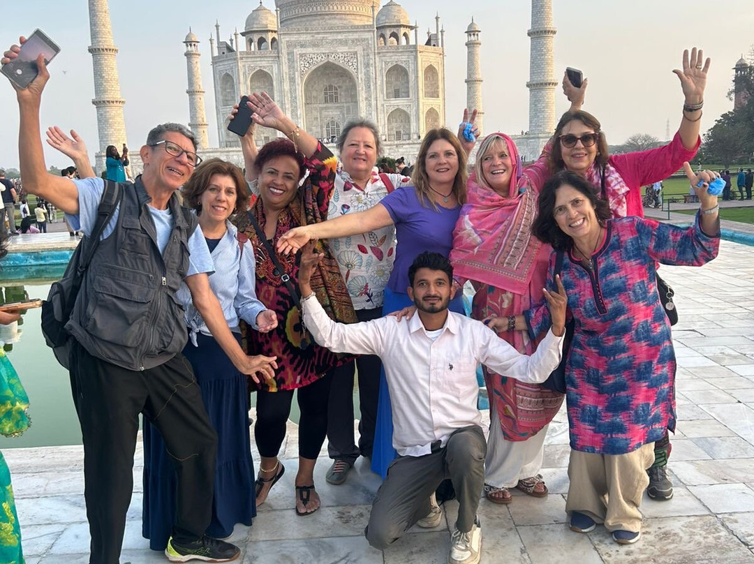 Curious India Travels-阿格拉必去景点