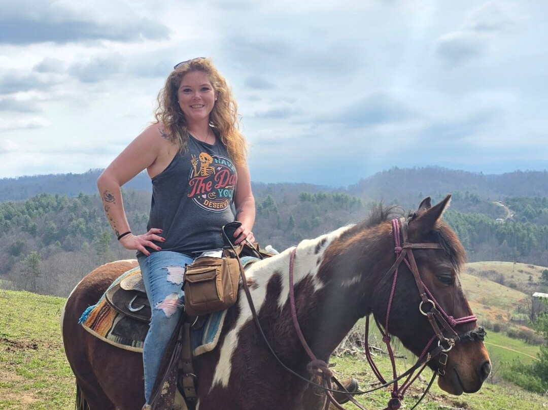 Smoky Mountain Trail Rides and Bison Farm-Marshall必去景点