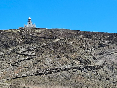 Morro Negro Lighthouse-Fundo das Figueiras必去景点