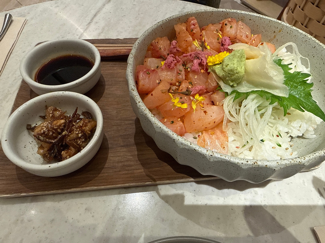 QUE (YOHO Mall, Yuen Long)