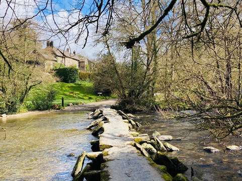 塔尔农场旅馆主图