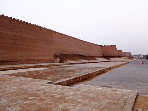 Outer City Wall-希瓦必去景点