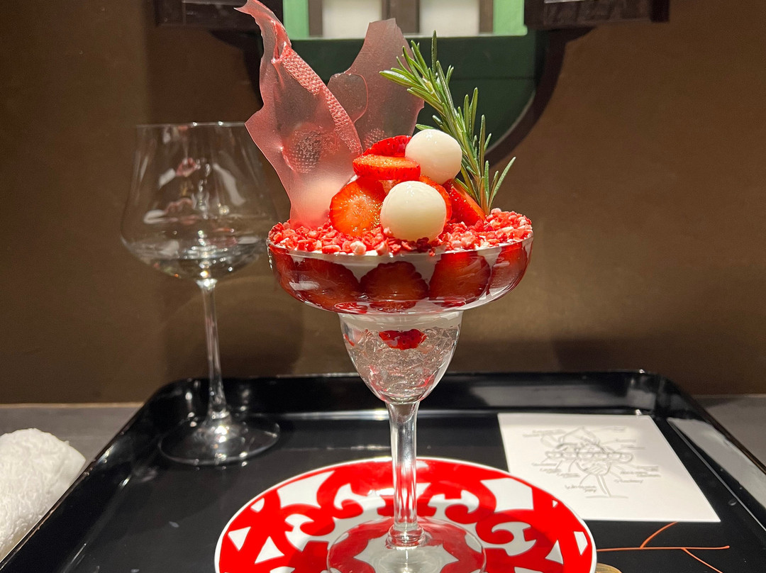 パフェと酒以上