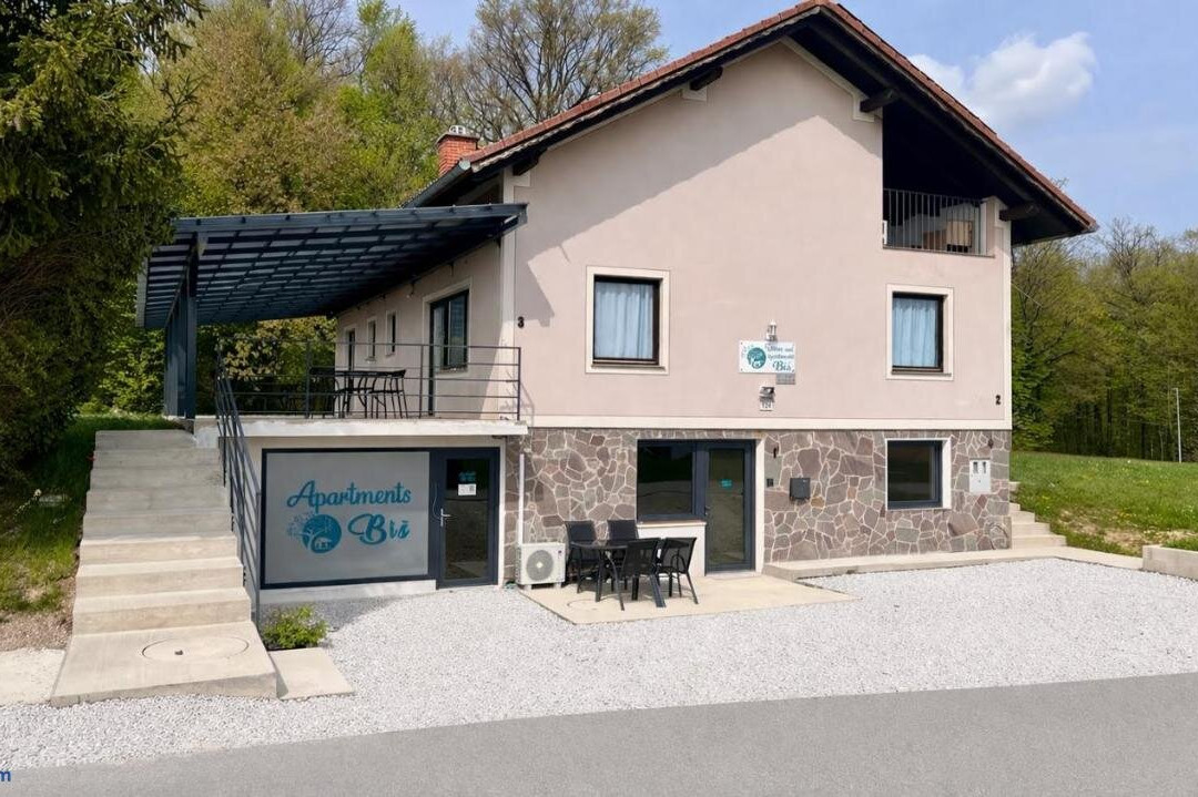 Rooms and apartments Bis