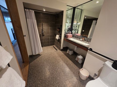 克劳德维尔傲途格精选酒店-旅行者