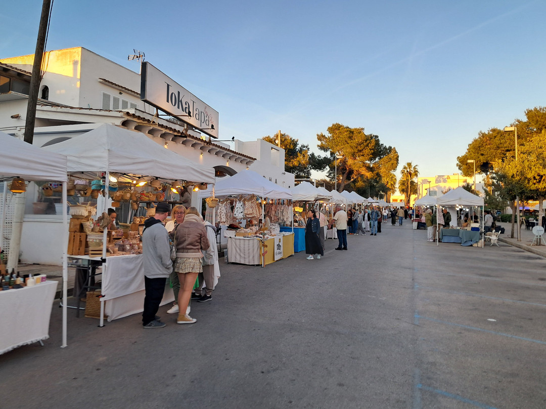Abendmarkt Cala d'Or-卡拉多尔必去景点