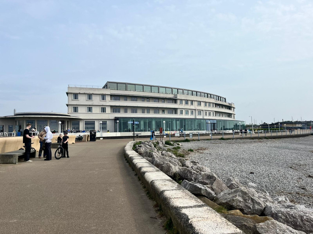 米德兰酒店主图