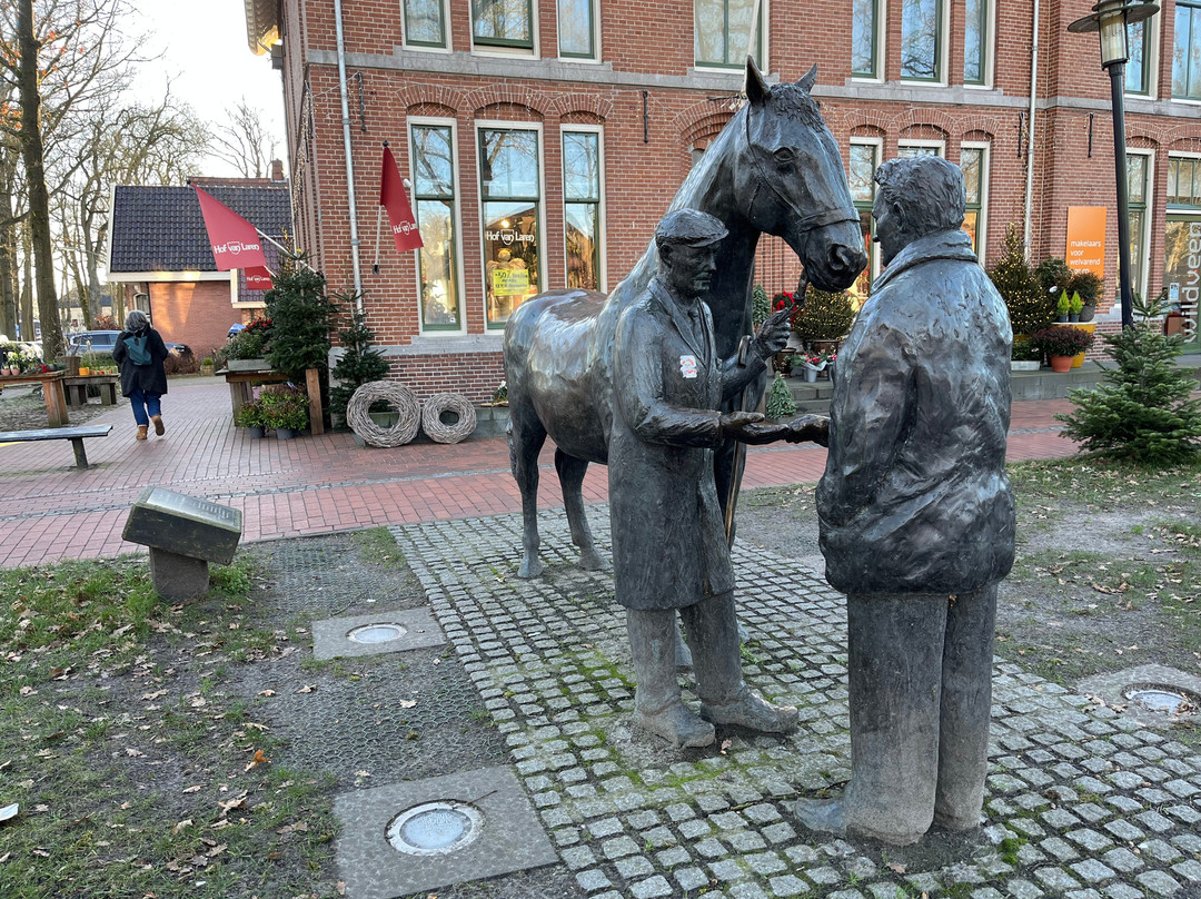 Zuidlaardermarktmonument-Zuidlaren必去景点