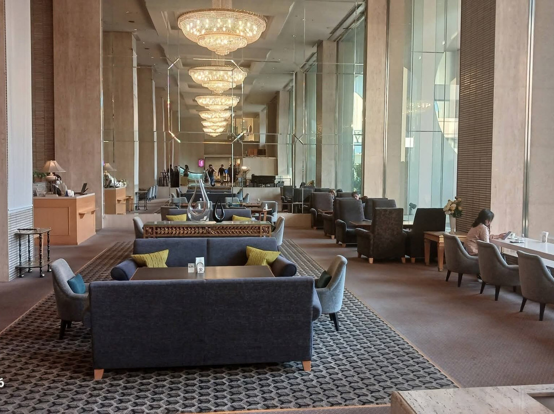 ANA Crowne Plaza 松山全日空皇冠假日酒店主图