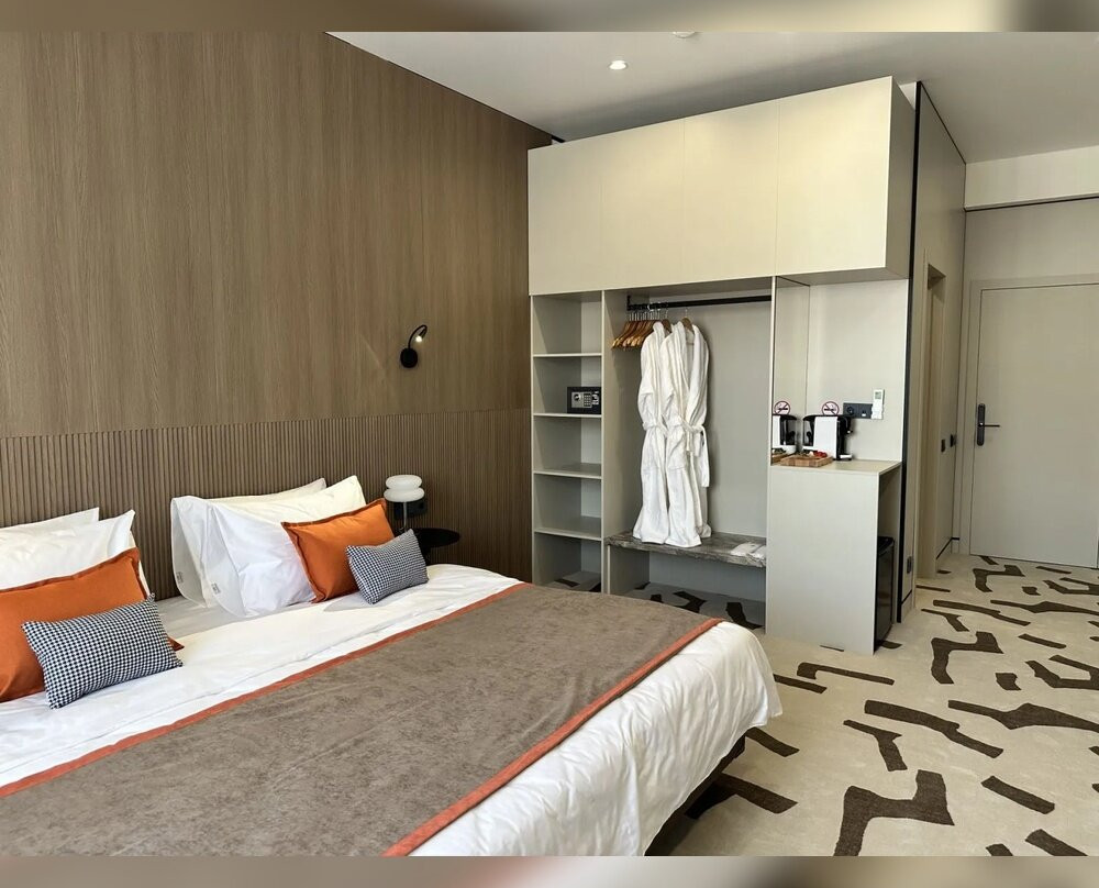 M.33 Park & SPA