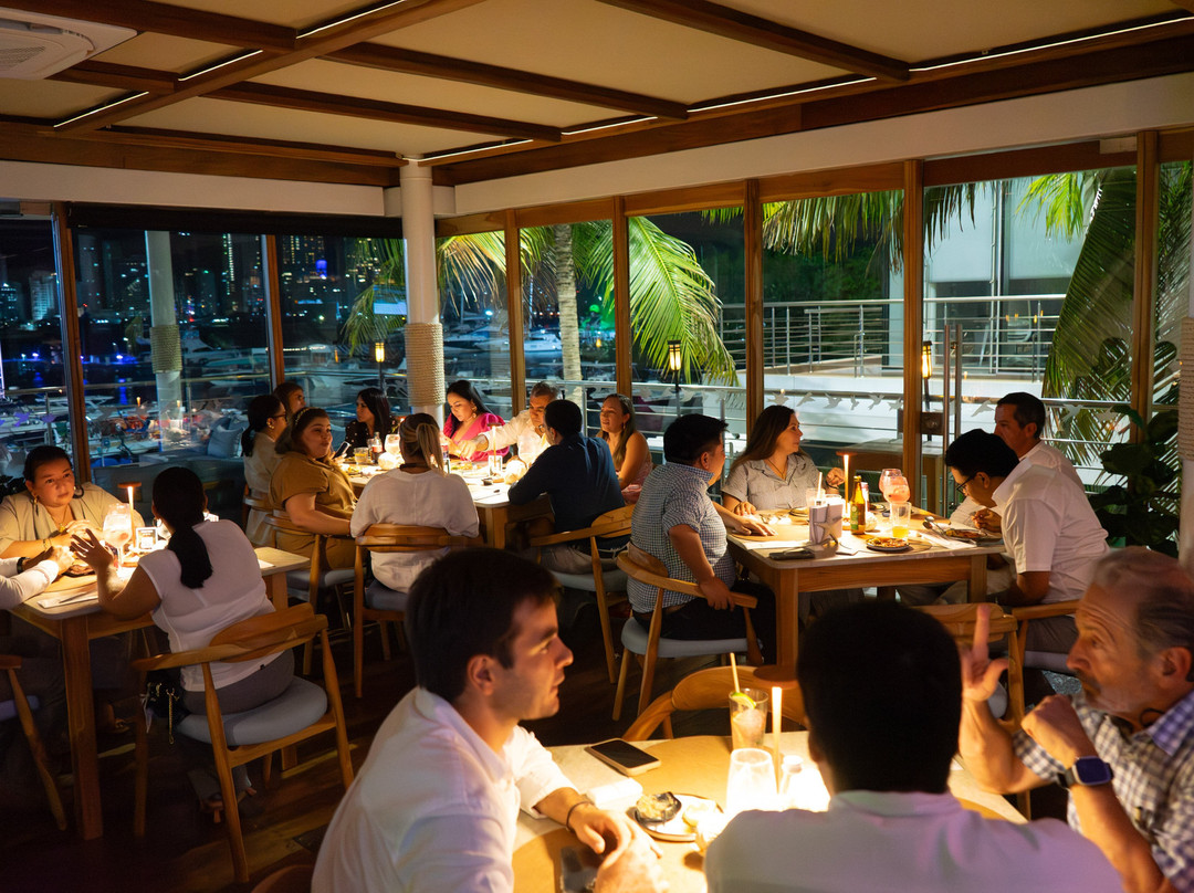 PURA VIDA Gastro Bar
