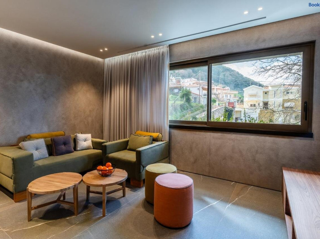 Selemnos Boutique