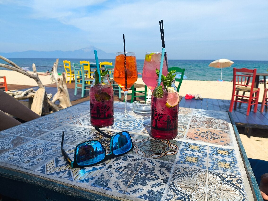 蓝海豚酒店主图
